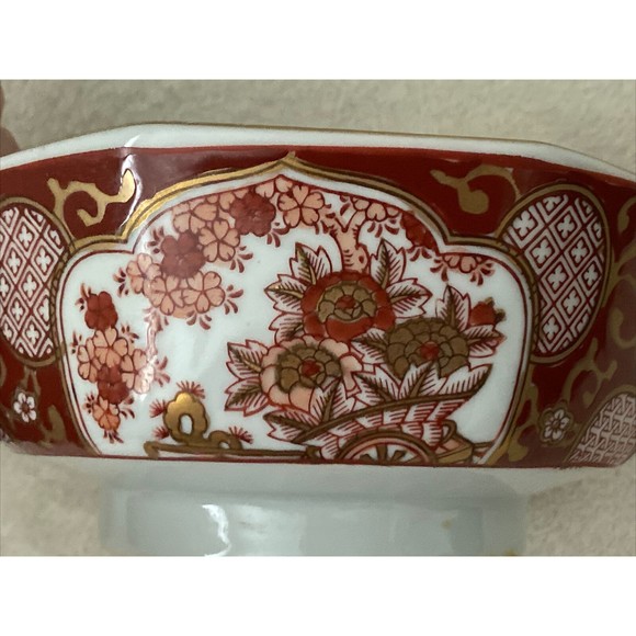 Japanese Kutani Octagonal Bowl with Gilt Highlights Mid 20th Century - Picture 4 of 8